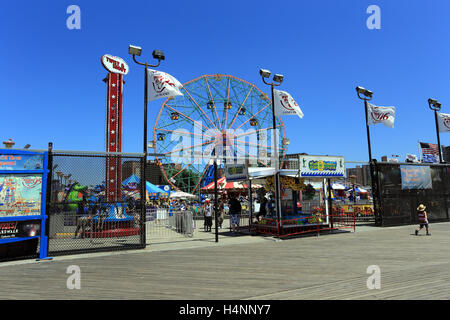 Coney Island boardwalk Brooklyn new York City Stock Photo