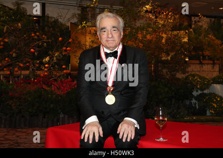 Tokyo, Japan. 18th October, 2016. Prize winner American film director Martin Scorsese poses for the cameras after the award ceremony for the 28th Praemium Imperiale Awards on October 18, 2016, Tokyo, Japan. Scorsese won the annual Praemium Imperiale award in the Theatre/Film category. The Praemium Imperiale is a global arts prize awarded every year since 1989 by the Japanese imperial family on behalf of the Japan Art Association in five disciplines (painting, sculpture, architecture, music and theatre/film. Credit:  Aflo Co. Ltd./Alamy Live News Stock Photo