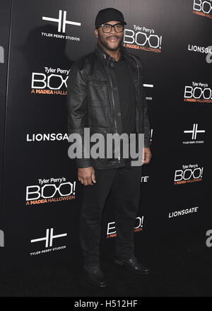 Hollywood. 17th Oct, 2016. Tyler Perry at the world premiere of Tyler Perry's 'Boo! A Madea Halloween' at ArcLight Hollywood on October 17, 2016 in Hollywood, California. © Mpi991/Media Punch/Alamy Live News Stock Photo