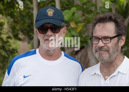 Alan Thicke and Dennis Miller posing for photos on November 20, 2015 at the Chris Evert Pro-Am Celebrity Tennis Classic at the Boca Raton Resort & Club in Boca Raton, Florida Stock Photo