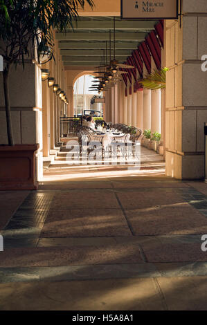 Open patio restaurant at Miracle Mile in Coral Gables, Florida Stock Photo