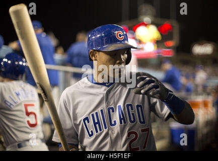 Los Angeles, CALIFORNIA, UNITED STATES OF AMERICA, USA. 19th Oct, 2016. Addison Russell (27) of the Chicago Cubs during the game against the Los Angeles Dodgers on game four of the National League Championship Series played at Dodger Stadium in Los Angeles. California on Wednesday 19 October 2016. The Chicago Cubs won the game 10-2 .ARMANDO ARORIZO Credit:  Armando Arorizo/Prensa Internacional/ZUMA Wire/Alamy Live News Stock Photo