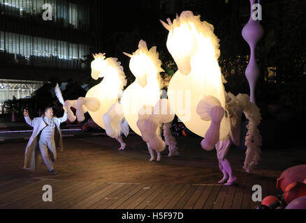 Tokyo, Japan. 20th Oct, 2016. Members of French performance group Compagnie des Quidams perform 'FierS a Cheval' at a press preview of the Roppongi Art Night 2016 in Tokyo on Thursday, October 20, 2016. Musicians, artists and performers will have performance at a two-day art event October 21 and 22. © Yoshio Tsunoda/AFLO/Alamy Live News Stock Photo