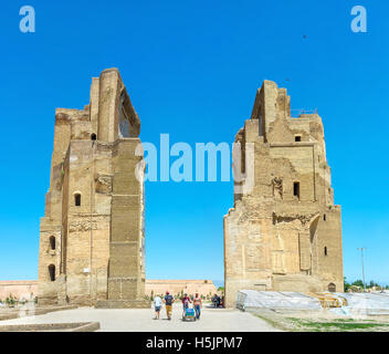 The ruins of the great portal of Ak-Saray Palace, the place of historic and tourist interest Stock Photo