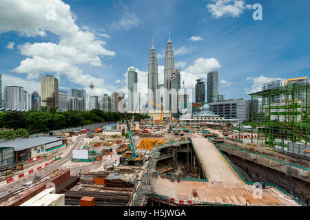 Building construction site with Kuala lumpur city skyline and skyscraper in Kuala lumpur, Malaysia Stock Photo