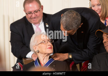 Katherine G. Johnson receives the Presidential Medal of Freedom Awards at the White House in Washinton DC on November 24th, 2015 Stock Photo