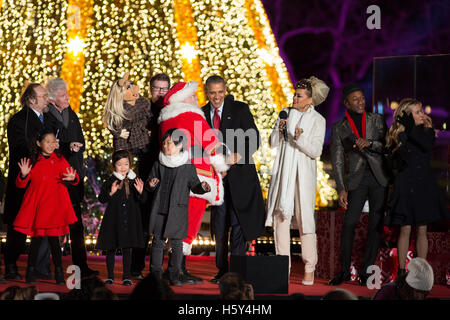 Stephen Stills, Graham Nash, Miss Piggy, Santa Claus, U.S. President Barack Obama, Andra Day, Aloe Blacc and Reese Witherspoon on stage at the 2015 National Christmas Tree Lighting on December 3rd, 2015 in Washington D.C. Stock Photo