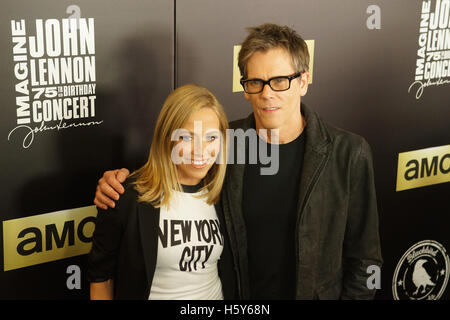 Sheryl Crow & Kevin Bacon on the Red Carpet prior to the Imagine: John Lennon 75th Birthday Concert @ The Theater at Madison Square Garden In New York City on December 5th, 2015. Stock Photo