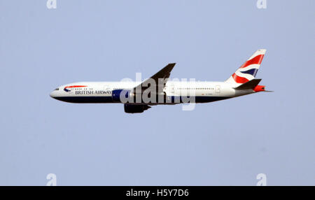 A British Airways passenger jet approaches Heathrow, in London, Britain October 21, 2016. Copyright photograph John Voos Stock Photo