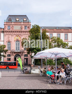 Darmstadt, Hesse ,Germany. People sitting at outdoor cafe on Market Square in Front of the City Palace (Schlossplatz) Stock Photo