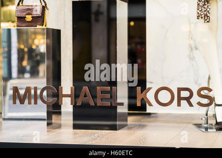 Michael kors outlet england