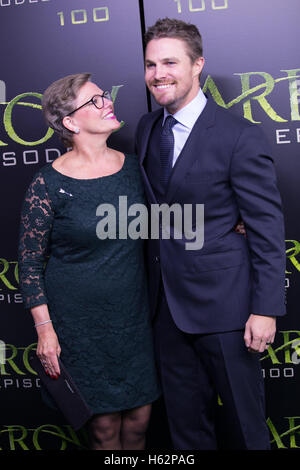 Vancouver, Bc. 22nd Oct, 2016. Stephen Amell at the 100th episode celebration for tv's Arrow at the Fairmont Pacific Rim Hotel in Vancouver, British Columbia on October 22, 2016. © Michael Sean Lee/Media Punch/Alamy Live News Stock Photo