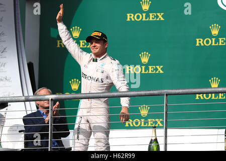 Austin, Texas, USA. 23rd Oct, 2016. Circuit of the America, Texas, USA. Formula 1 Grand Prix of America, Race Day. Nico Rosberg comes 2nd Credit:  Action Plus Sports Images/Alamy Live News Stock Photo