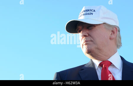 Naples, Florida, USA. 23rd Oct, 2016.  - Republican presidential nominee Donald Trump speaks at a campaign rally at the Collier County Fairgrounds in Naples, Florida on October 23, 2016. With just 16 days until the November election, Trump begins a two-day, five-city campaign swing through Florida with additional stops in St. Augustine, Tampa, Sanford, and Tallahassee. Credit:  Paul Hennessy/Alamy Live News Stock Photo