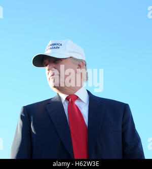 Naples, Florida, USA. 23rd Oct, 2016.  - Republican presidential nominee Donald Trump speaks at a campaign rally at the Collier County Fairgrounds in Naples, Florida on October 23, 2016. With just 16 days until the November election, Trump begins a two-day, five-city campaign swing through Florida with additional stops in St. Augustine, Tampa, Sanford, and Tallahassee. Credit:  Paul Hennessy/Alamy Live News Stock Photo