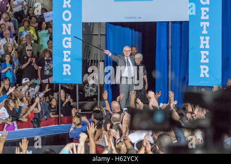 Las Vegas, USA. 23rd Oct, 2016. Senator Harry Reid speaks to the crowd at the early voting rally with President Obama on October 23rd 2016 at Cheyenne High School in North Las Vegas, NV. Credit:  The Photo Access/Alamy Live News Stock Photo