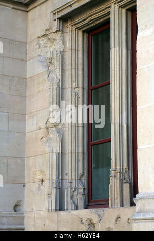 Window and wall with gun shot holes in Palais de Justice in Place du Marechal foch, Rouen, Haute Normandie, Normandy, France Stock Photo