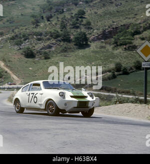 176 Jan Eric Andreasson and Johnny Lundberger in a Marcos Mini GT retired from the Targa Florio 14  May 1967