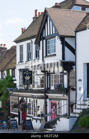 17th century The Crown Inn, High Street, Old Oxted, Oxted, Surrey, England, United Kingdom Stock Photo