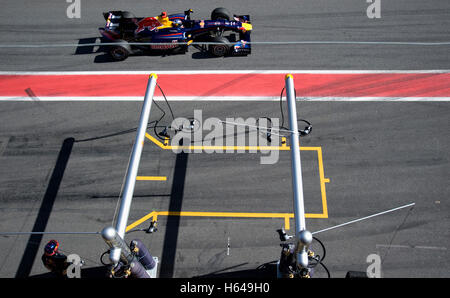 Motorsports, Sebastian Vettel, GER, in the Red Bull Racing RB5 race car, Formula 1 testing at the Circuit de Catalunya race Stock Photo