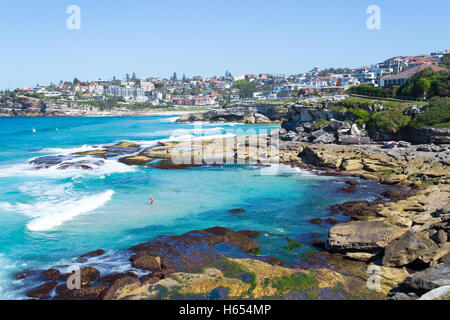 Bondi to Coogee walk is 6 km long located in Sydneys eastern suburbs Stock Photo