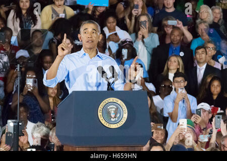 Las Vegas, USA. 23rd Oct, 2016. President Obama rallies the crowd at the early voting rally on October 23rd 2016 at Cheyenne High School in North Las Vegas, NV. Credit:  The Photo Access/Alamy Live News Stock Photo