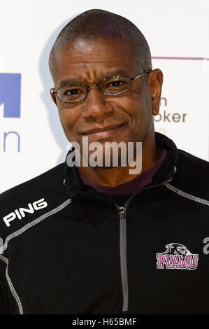 London, UK. 24th Oct, 2016. Author Paul Beatty attends the Man Booker Prize for Fiction photocall. London, UK. Credit:  Raymond Tang/Alamy Live News Stock Photo