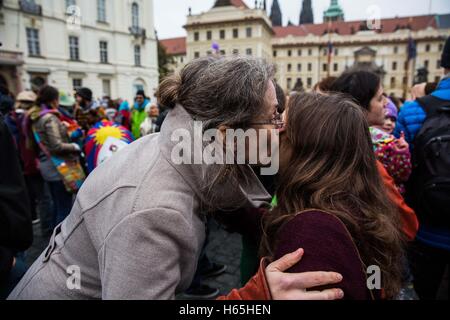 Prague, Czech Republic. 21st Oct, 2016. Dalailama is visiting Prague, Czech Republic on October 17th and 18th, 2016 and sharing wisdom and giving a link to Vaclav Havel that he loves very much. Photographs are from Hradcanske square near the Prague castle where he had a public speech and from Palace Å½ofÃn within a conference Forum 2000 in Prague. © David Tesinsky/ZUMA Wire/Alamy Live News Stock Photo