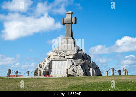 The war memorial above Fistral beach, Newquay, Cornwall Stock Photo