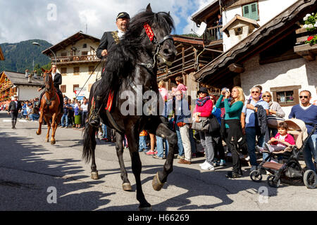 Falcade, Belluno, Italy - September 24, 2016: Se Desmonteghea a great party in Falcade Stock Photo