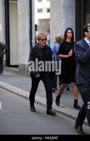 Renzo Rosso pictured with his wife Arianna Alessi on Via Montenapoleone after the Diesel catwalk show during Milan Fashion Week.  Featuring: Renzo Rosso, Arianna Alessi Where: Milan, Lombardy, Italy When: 23 Sep 2016 Credit: IPA/WENN.com  **Only available Stock Photo