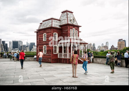 Metropolitan Museum of Art, roof garden, The Met,  Installation 'Transitional Object (PsychoBarn) by Cornelia Parker, 5th Avenue Stock Photo