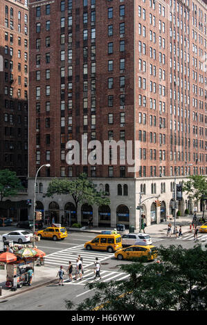 View from The High Line Park of 10th Avenue at West 23rd Street, Manhattan, West Side, New York City Stock Photo