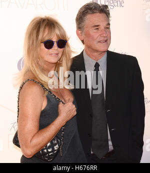 Goldie Hawn and Kurt Russell attends The Salk Institute Benefit Concert 'Remembering Pavarotti' featuring performances by Renée Fleming and Plácido Domingo at the Dorothy Chandler Pavilion on September 25th, 2015 in Los Angles CA. Stock Photo