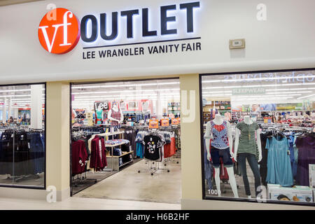Lee wrangler hi-res stock photography and images - Alamy