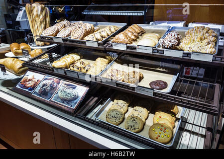 Florida,South,Port St. Saint Lucie,Panera Bread,interior inside,restaurant restaurants food dining eating out cafe cafes bistro,display case,scones,co Stock Photo