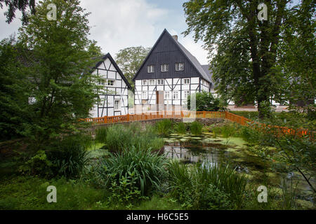 Germany, Ruhr Area, Holzwickede, the spring of the river Emscher and the house Emscherhof. Stock Photo
