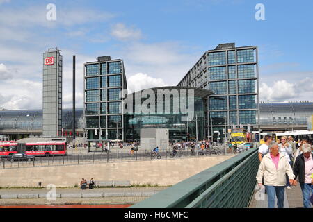 Berliner Hauptbahnhof (Berlin central station) in Berlin, Germany Stock Photo