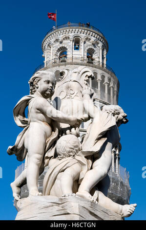 Campanile, Leaning Tower of Pisa, UNESCO World Heritage Site, statue, Pisa, Tuscany, Italy, Europe Stock Photo