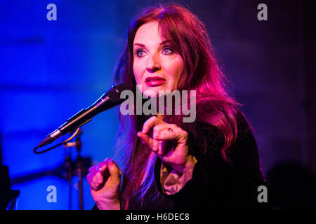 Milan, Italy. 26th Oct, 2016. The Welsh singer-songwriter JUDITH OWEN ...