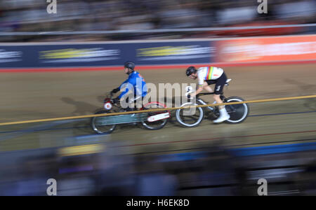 Great Britain's Sir Bradley Wiggins competes in the 40 Lap Derny during day three of the Six Day Event at Lee Valley Velopark, London. PRESS ASSOCIATION Photo. Picture date: Thursday October 27, 2016. See PA story Cycling London. Photo credit should read: Adam Davy/PA Wire. RESTRICTIONS: Editorial use only, no commercial use without prior permission Stock Photo