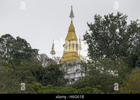 That Chomsi temple, Mount Phousi, seen from Wat Mai Suwannaphumaham, aka Wat Mai, Buddhist temple, Luang Prabang, Laos Stock Photo