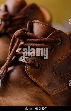 cowboy boots with shoelaces