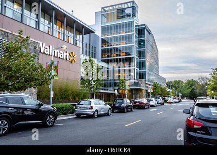 Walmart, Tysons West, Cornerside Boulevard, Vienna, Virginia Stock Photo