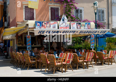 Restaurant and ice-cream parlor, Rovinj, Istria, Croatia, Europe Stock Photo