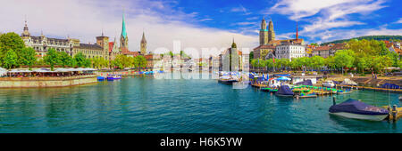 Historic Zurich city center with famous Fraumunster and Grossmunster Church, Limmat river and Zurich lake, Switzerland Stock Photo