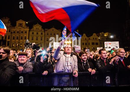 Prague, Czech Republic. 20th Feb, 2015. October 28th - 1918 ''“ World War I: Czechoslovakia declares independence from Austria-Hungary marking the beginning of an independent Czechoslovak state, after 300 years. © David Tesinsky/ZUMA Wire/Alamy Live News Stock Photo