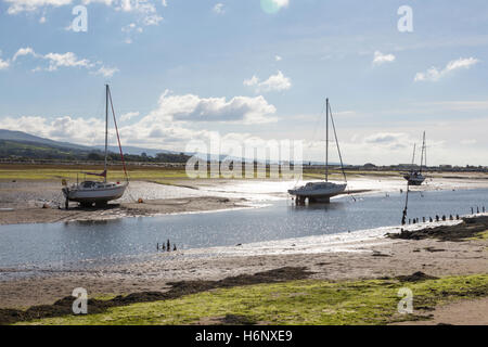 River Artro becomes a tidal estuary between the coastal village Llandanwg and Mochras or Shell Island, Gwynedd, Wales Stock Photo