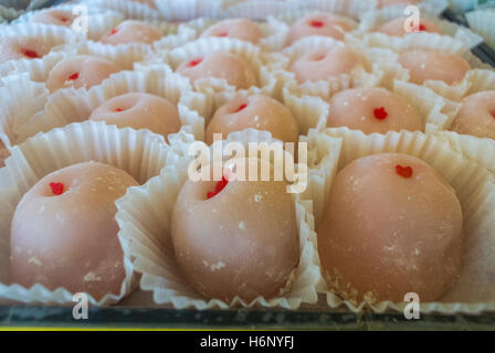 San Francisco, CA, USA, Detail, Japanese Dessert Food, Pastries on Display in Local DIner, Benkyodo, Pink Habutai, Japantown Neighborhood Stock Photo