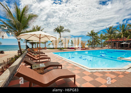 Lang Co Resort, Thua Thien Hue Province, Vietnam - August 3, 2020: Image Lang Co Tourist Area in Khanh Hoa Province, viewed from above. Thi Stock Alamy